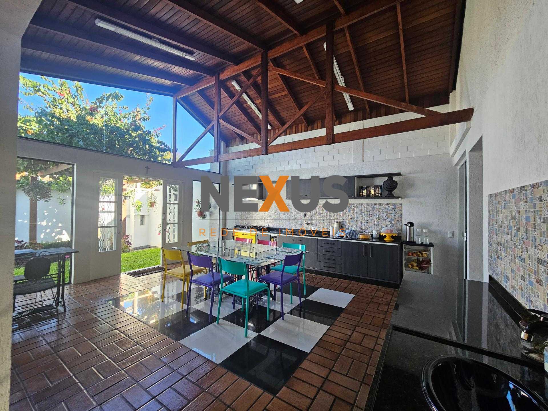 Casa com 03 dormítórios, sendo 01 suíte , conceito único, Faze...