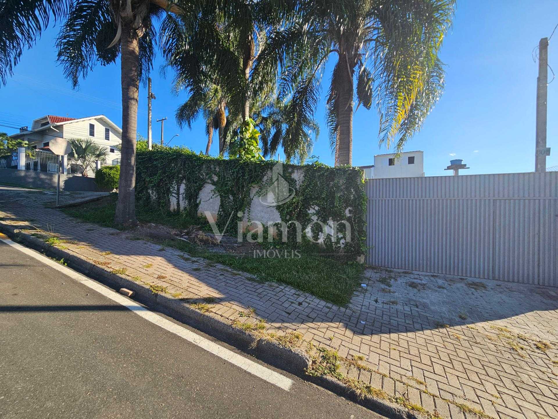 Casa com 57m  em terreno de  316m , esquina,  em Araucária  Ba...