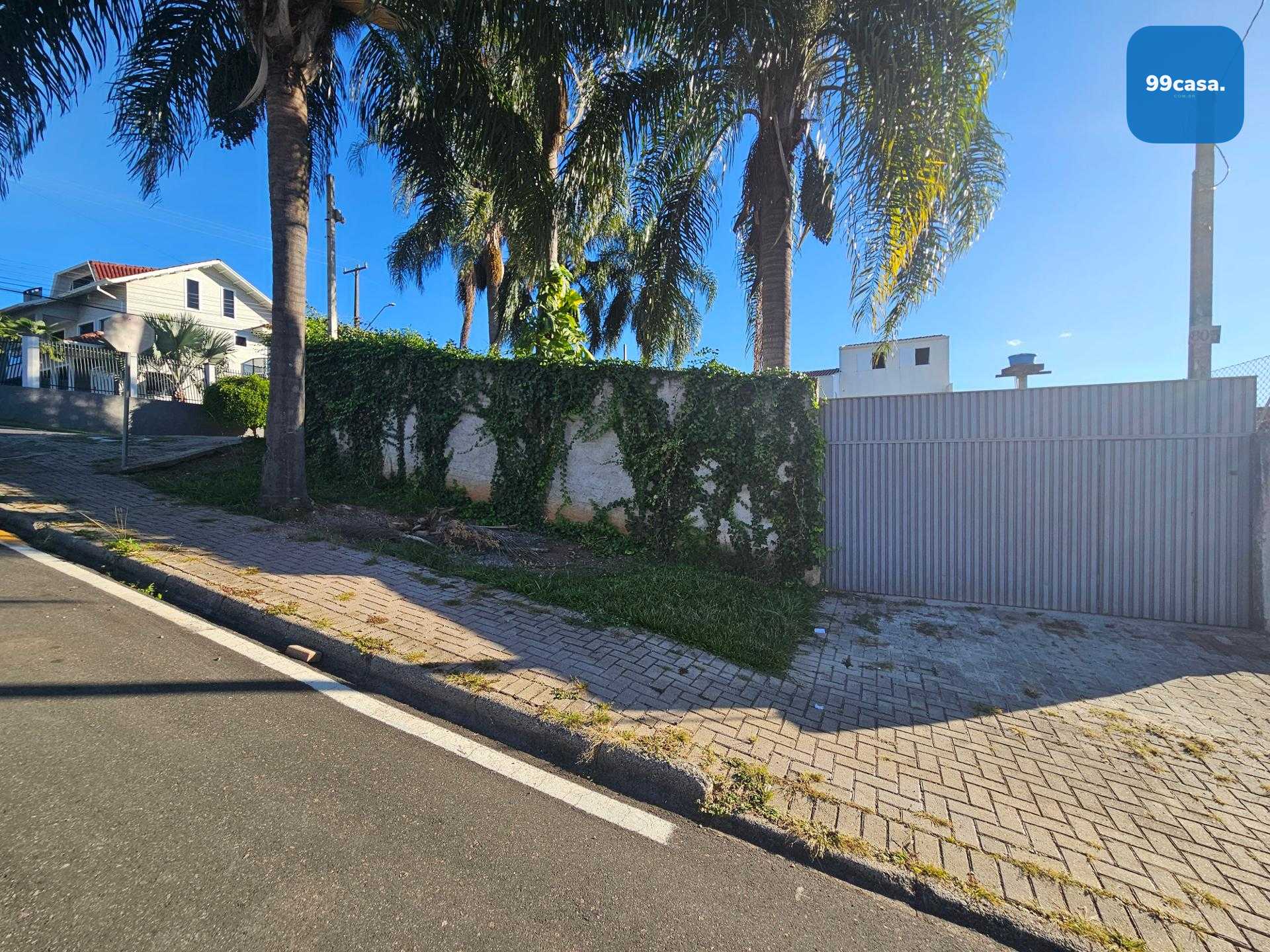 Casa com 57m  em terreno de  316m , esquina,  em Araucária  Ba...