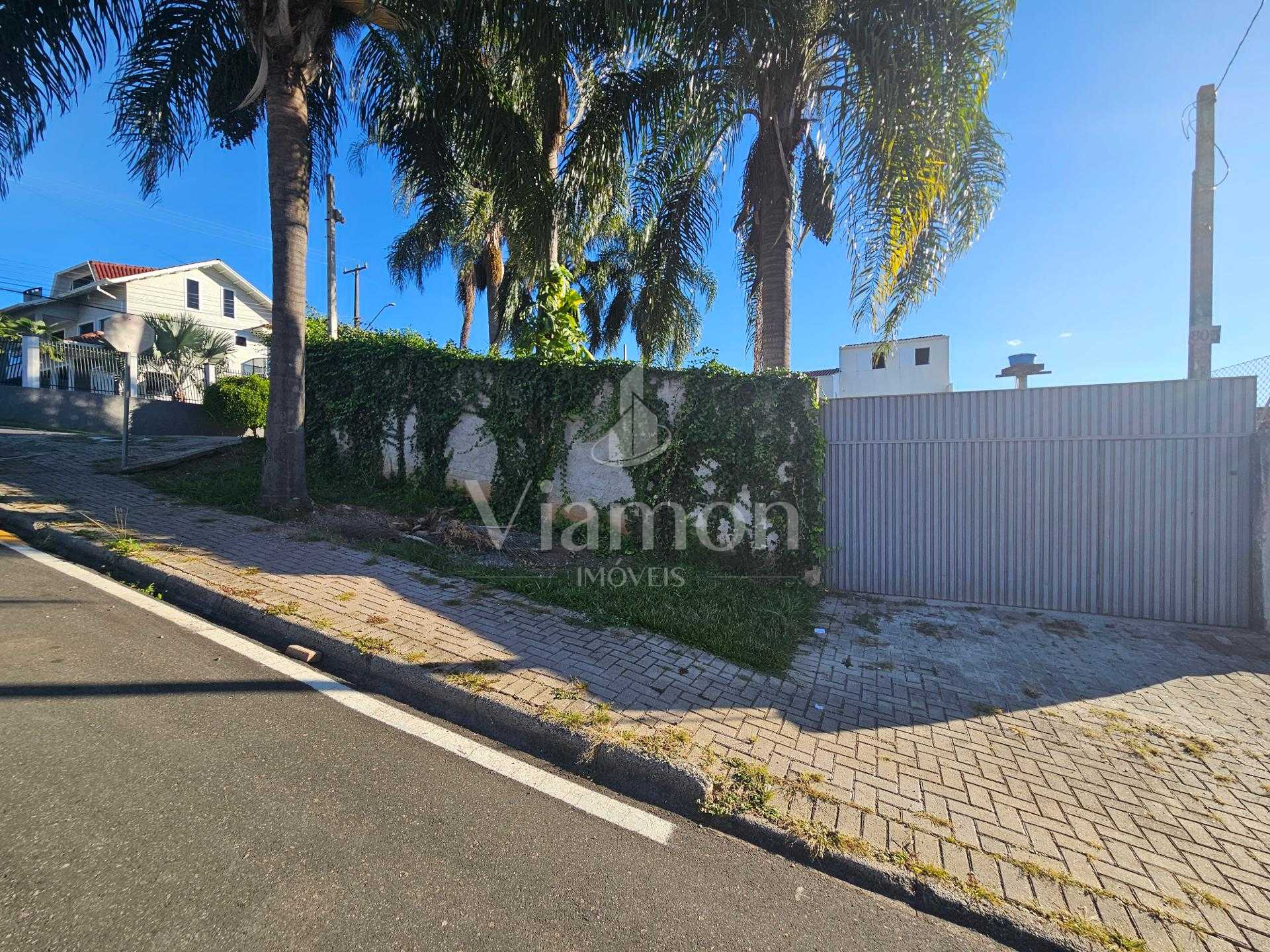 Casa com 57m  em terreno de  316m , esquina,  em Araucária  Ba...