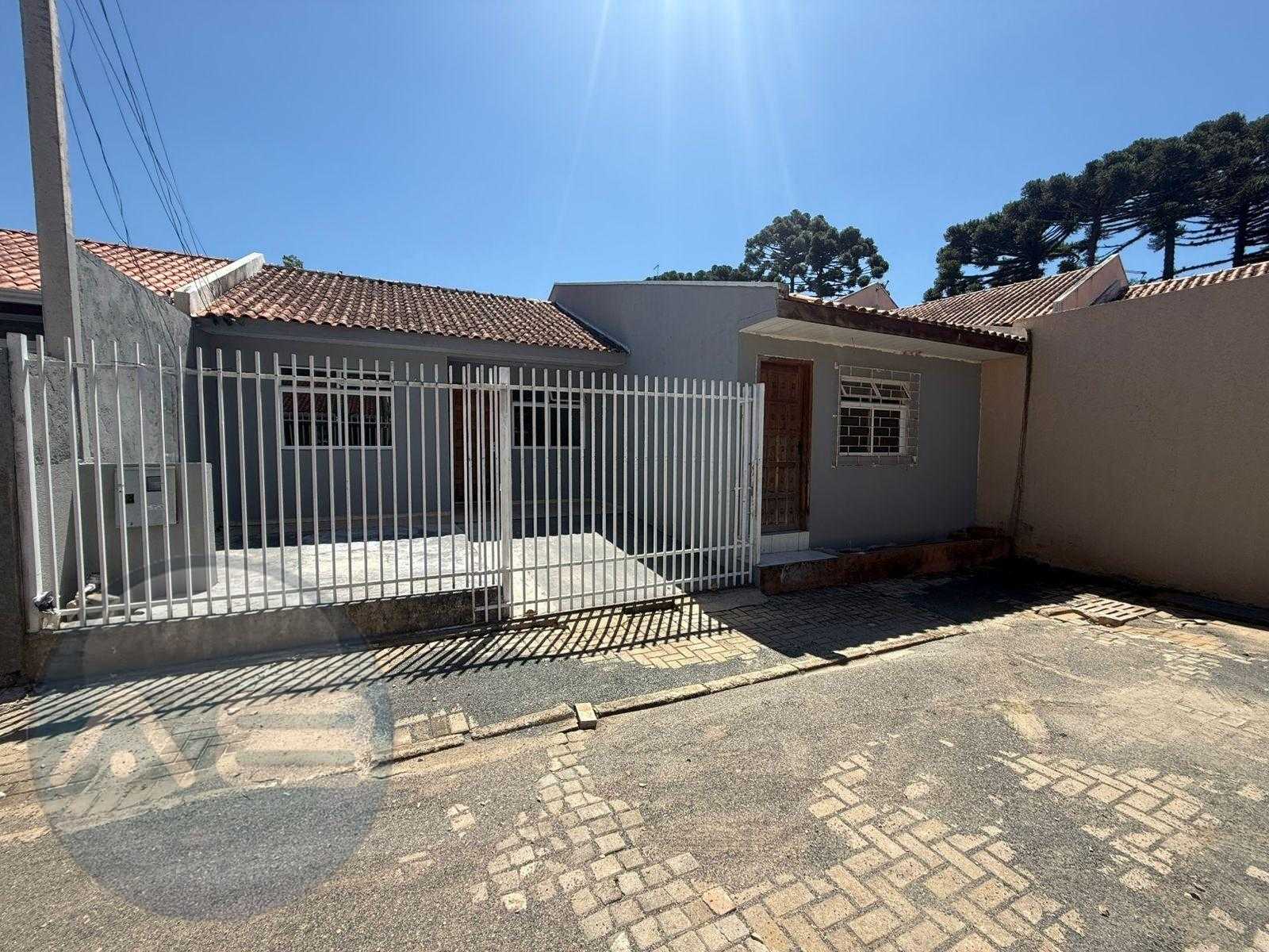 Casa à Venda na Fazenda Rio Grande com 2 Quartos  42m  230 mil