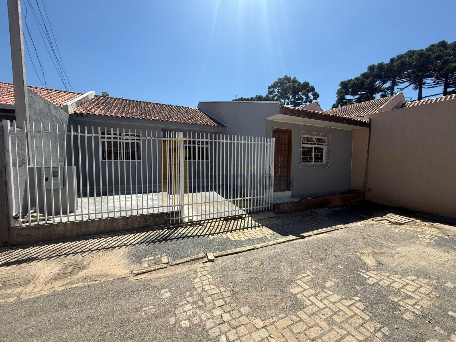 Casa à Venda na Fazenda Rio Grande com 2 Quartos  42m  230 mil