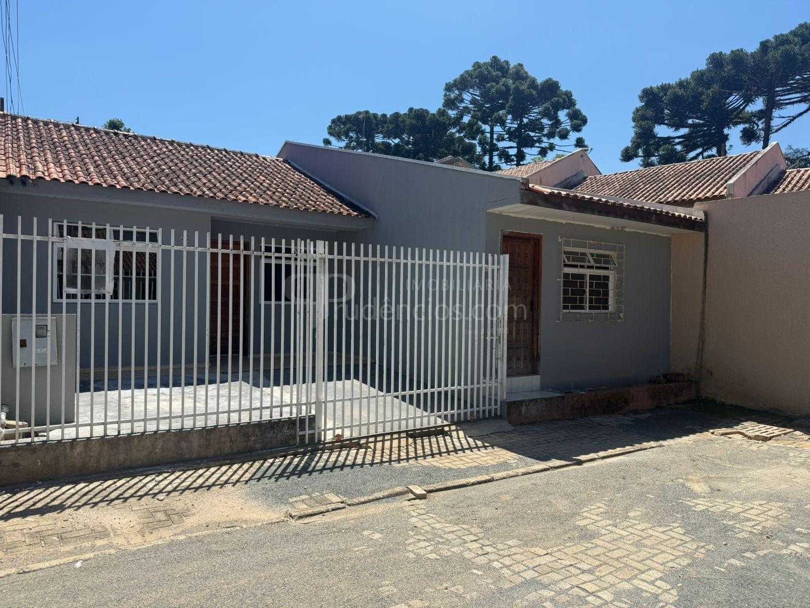 Casa à Venda na Fazenda Rio Grande com 2 Quartos  42m  230 mil