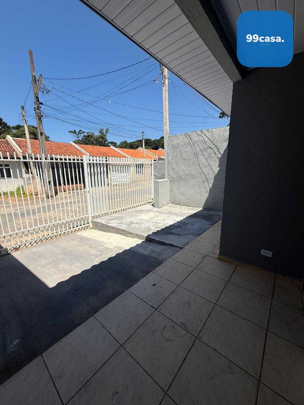 Casa à Venda na Fazenda Rio Grande com 2 Quartos  42m  230 mil