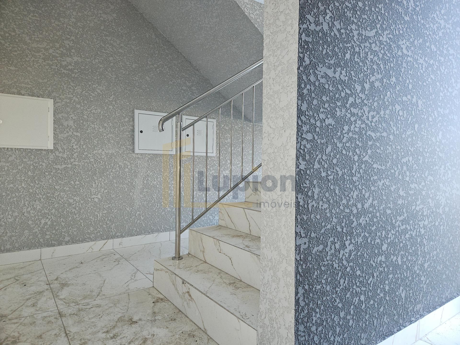 Apartamento espaçoso, com 98 m , com 03 quartos, sendo 01 suít...