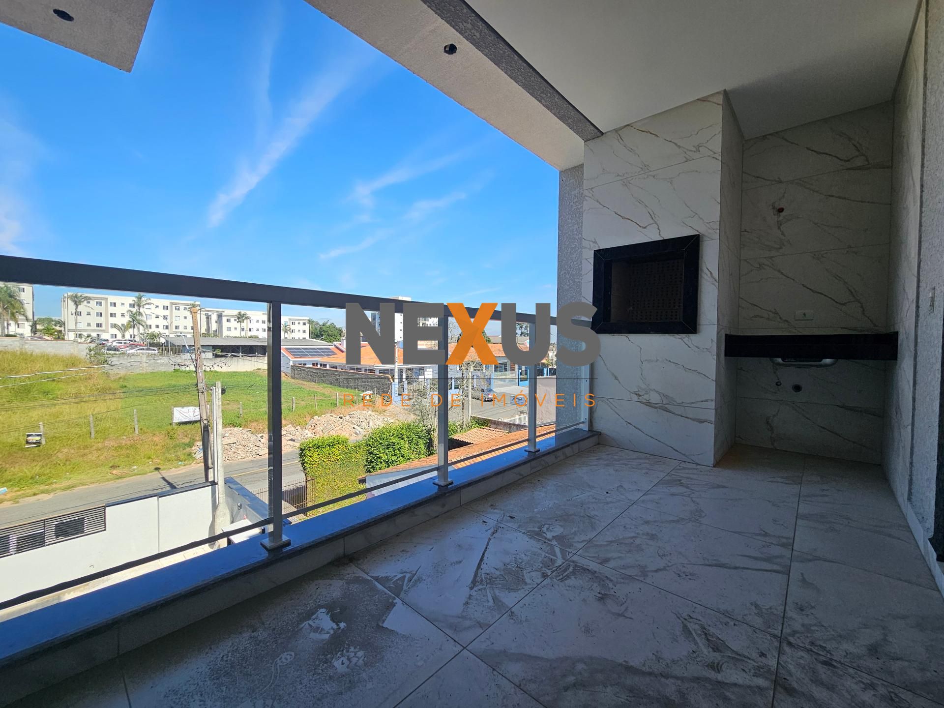 Apartamento espaçoso, com 98 m , com 03 quartos, sendo 01 suít...