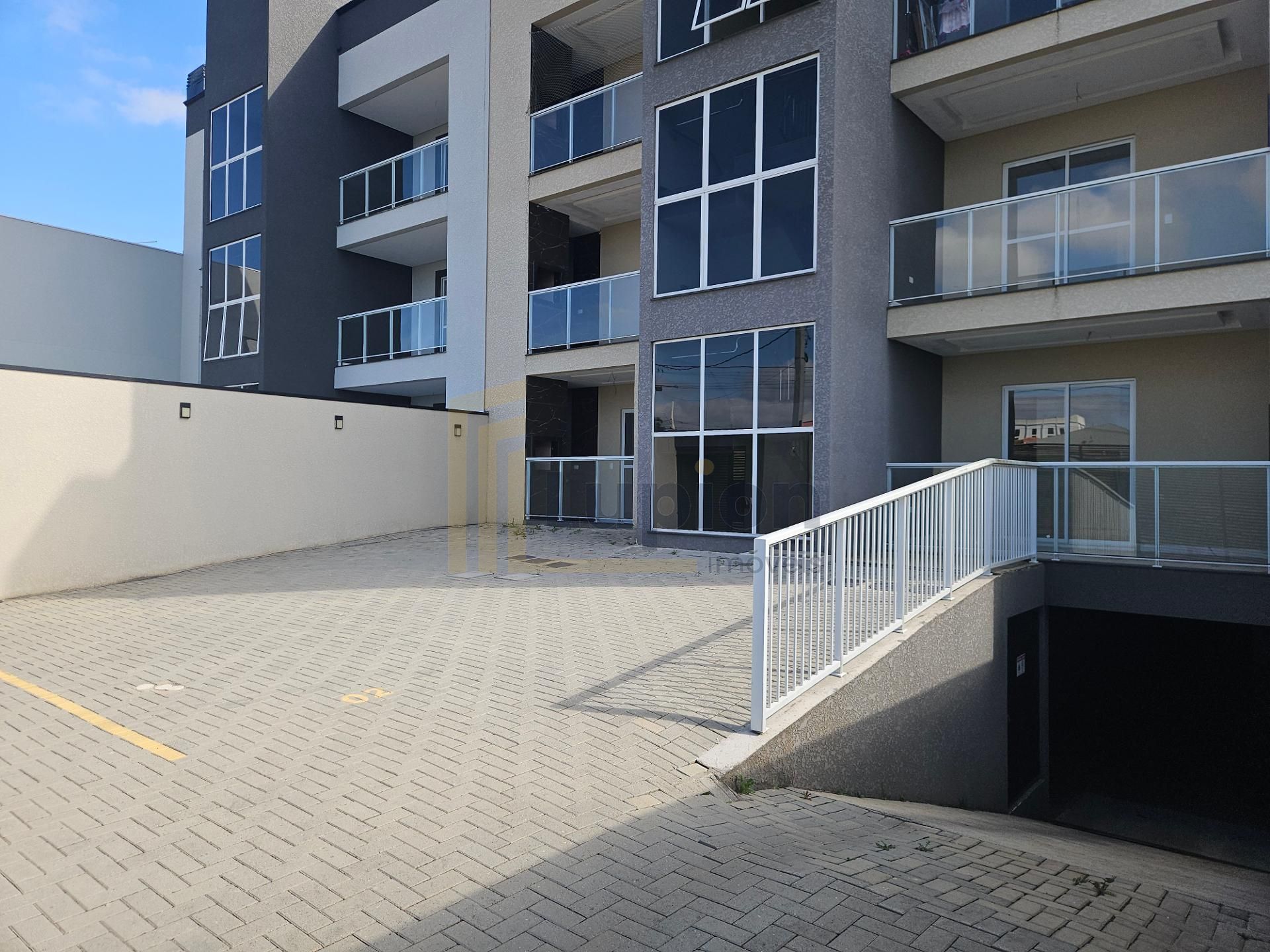 Apartamento térreo, espaçoso, com 101,64 m , com 03 quartos, s...