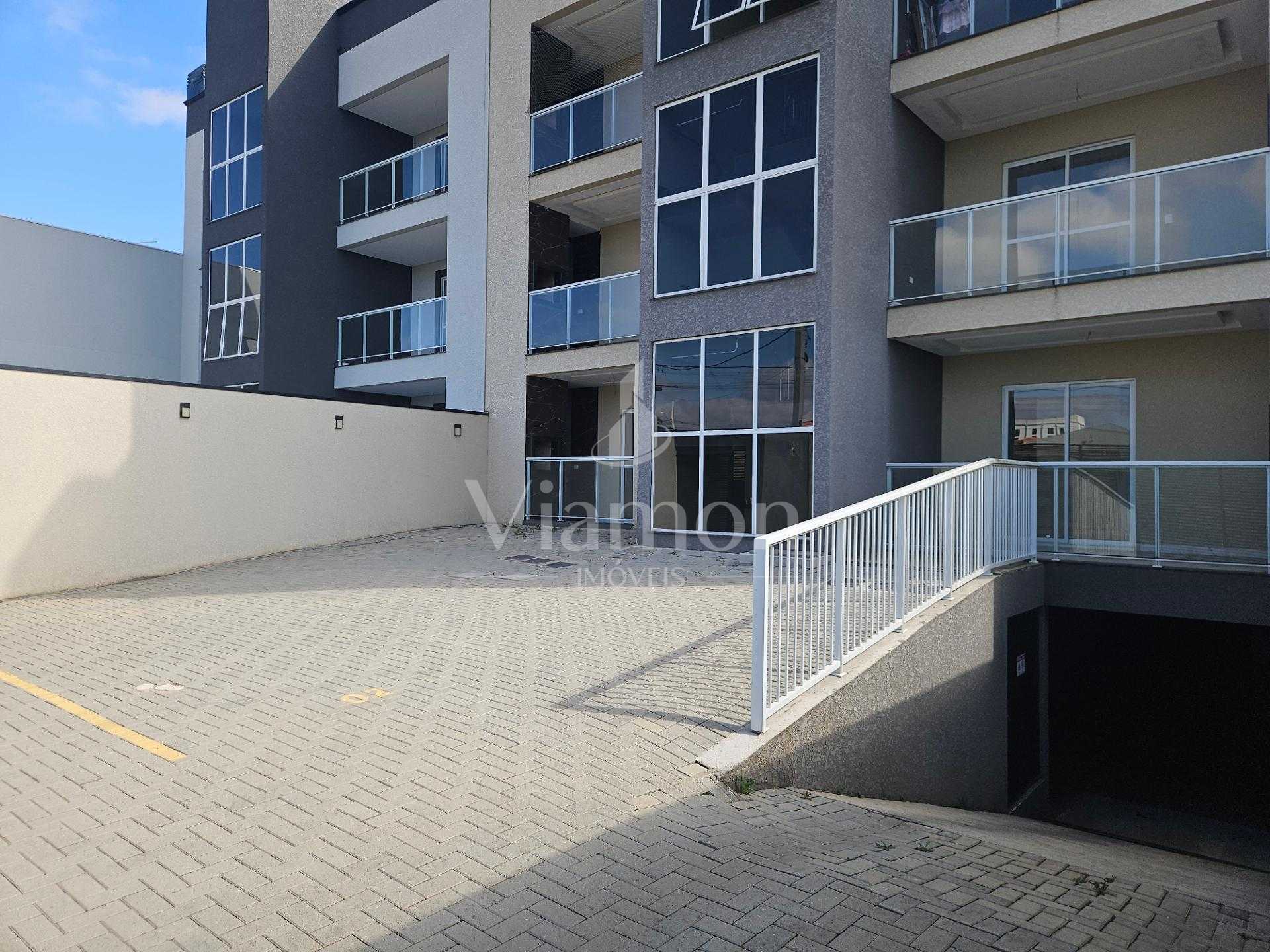 Apartamento térreo, espaçoso, com 101,64 m , com 03 quartos, s...