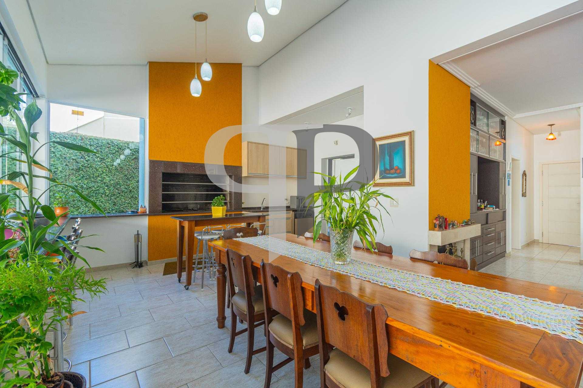 Casa ao lado da Eduardo Sprada, com piscina, gourmet, muita na...