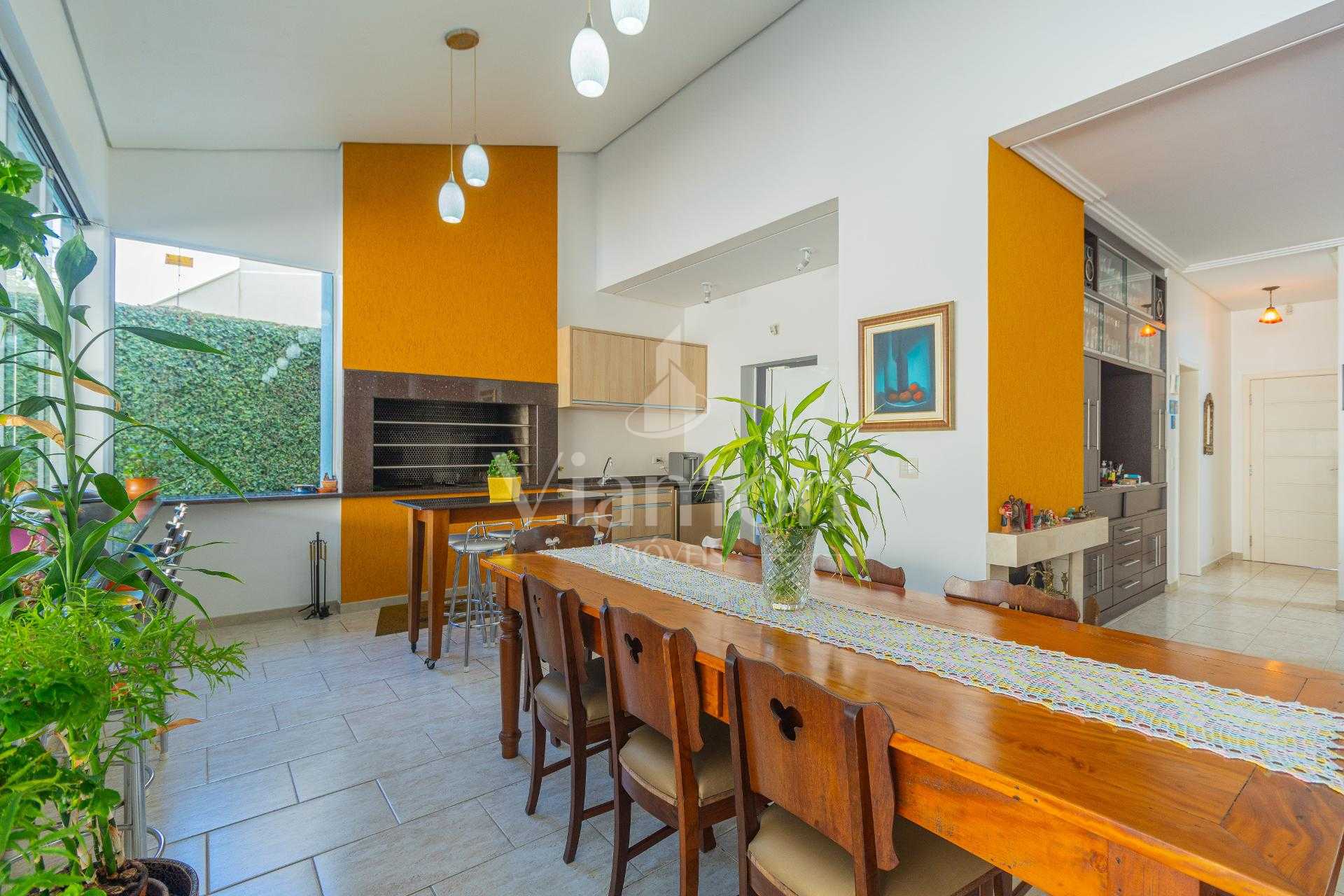Casa ao lado da Eduardo Sprada, com piscina, gourmet, muita na...
