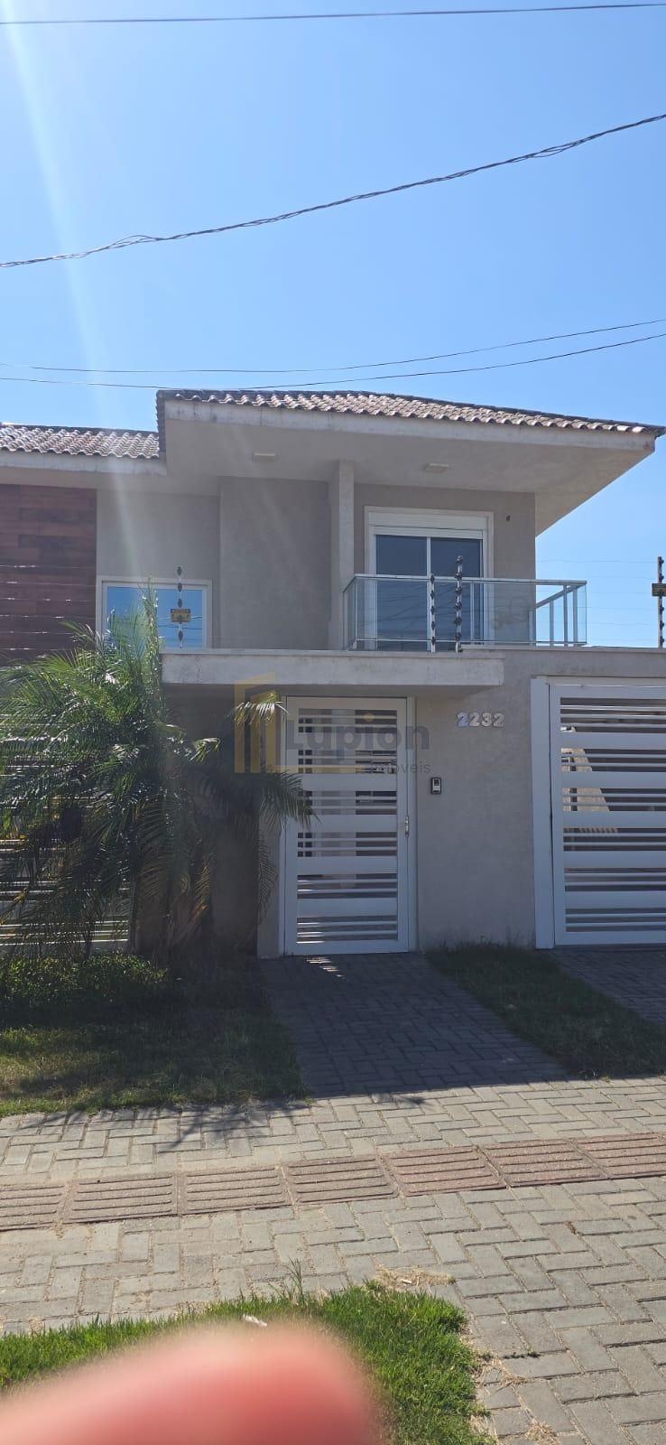 Sobrado com 5 dormitórios à venda,327.00 m , Bairro Cohapar, G...