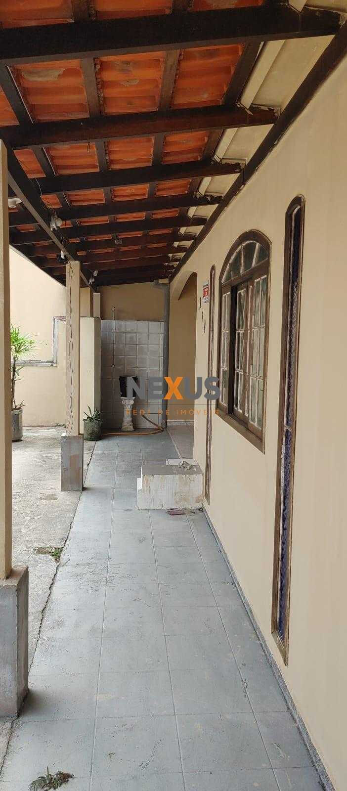 Casa à venda, 200 metros da praia em shangrila pontgal do Paraná