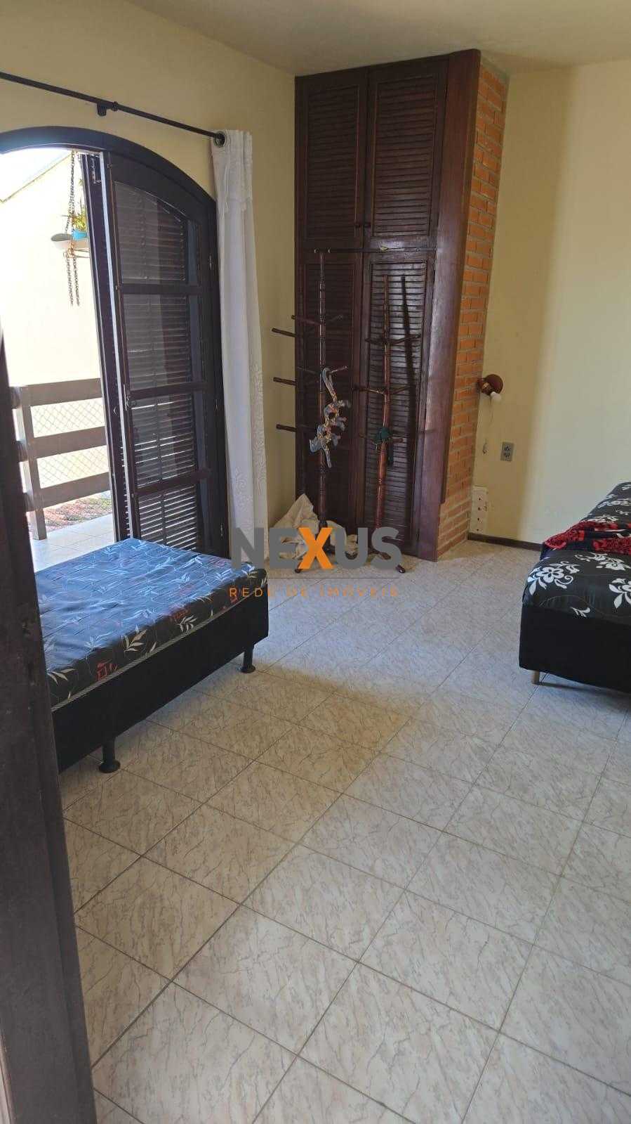 Casa à venda, 200 metros da praia em shangrila pontgal do Paraná