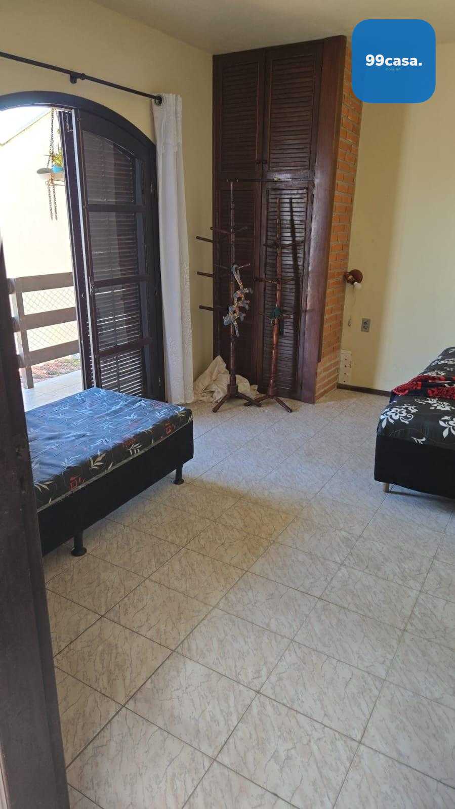Casa à venda, 200 metros da praia em shangrila pontgal do Paraná