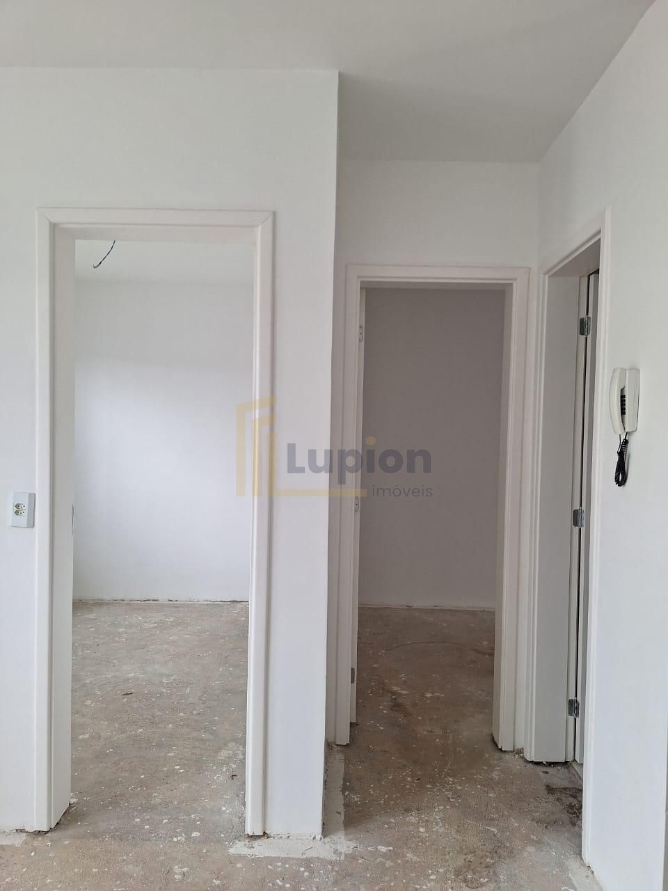 Apartamento térreo com garden 2 quartos Apenas R 205.000,00, e...