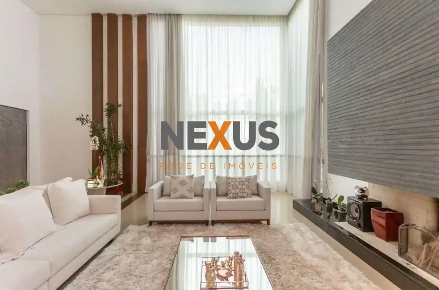 Casa alto padrão em um excelente bairro , com uma ótima metra...