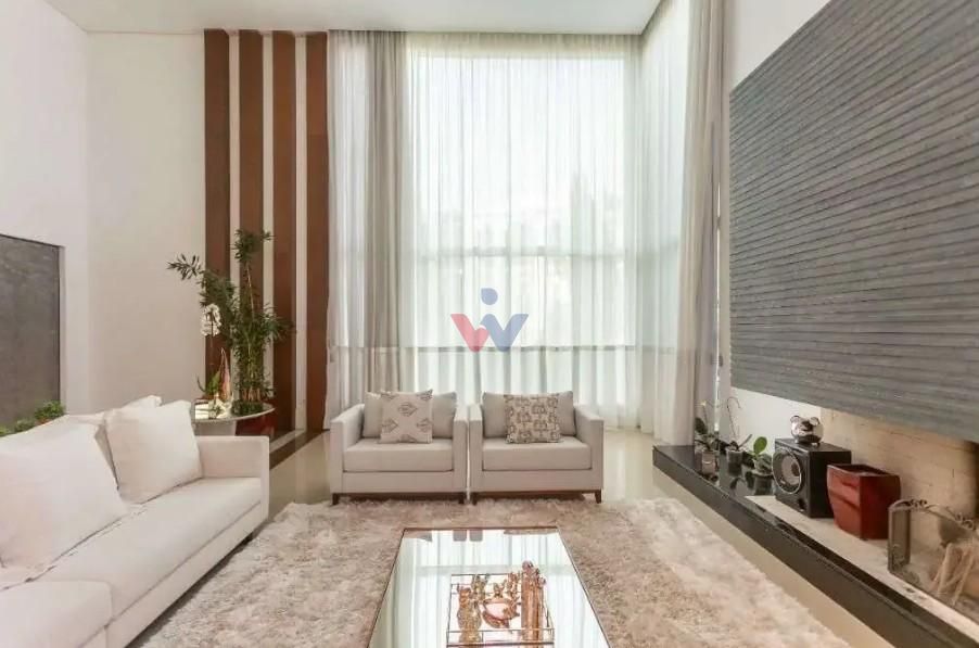 Casa  alto padrão em um excelente bairro , com uma ótima metra...