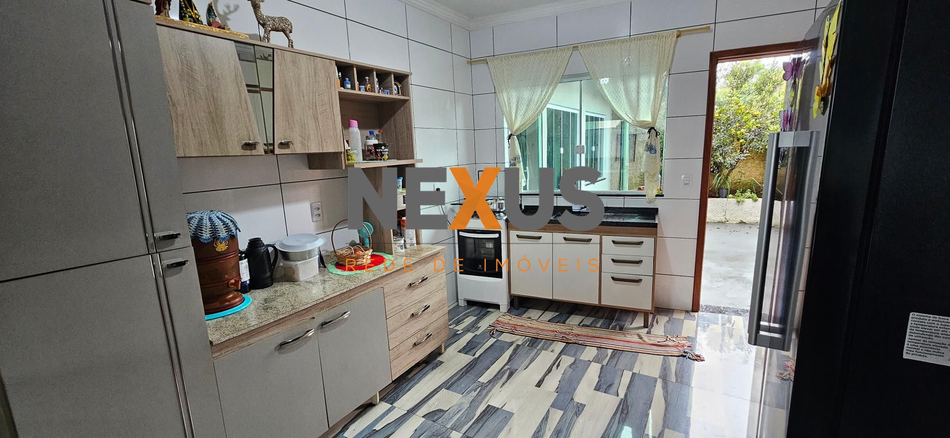 Casa ampla com 170m em São José dos Pinhais, Conforto e lazer...