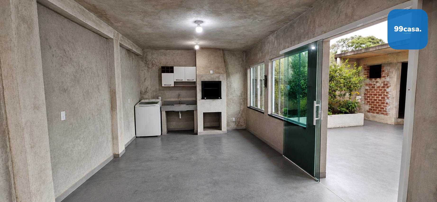 Casa ampla com 170m  em São José dos Pinhais, Conforto e lazer...