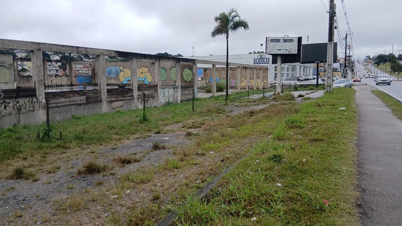 Terreno Estratégico com 4.465 m² na Estrada da Ribeira  Colomb...