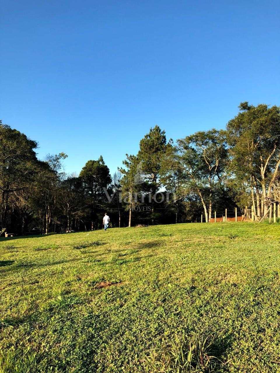 Área 18.900m² próxima ao Centro de Quatro Barras, no município...