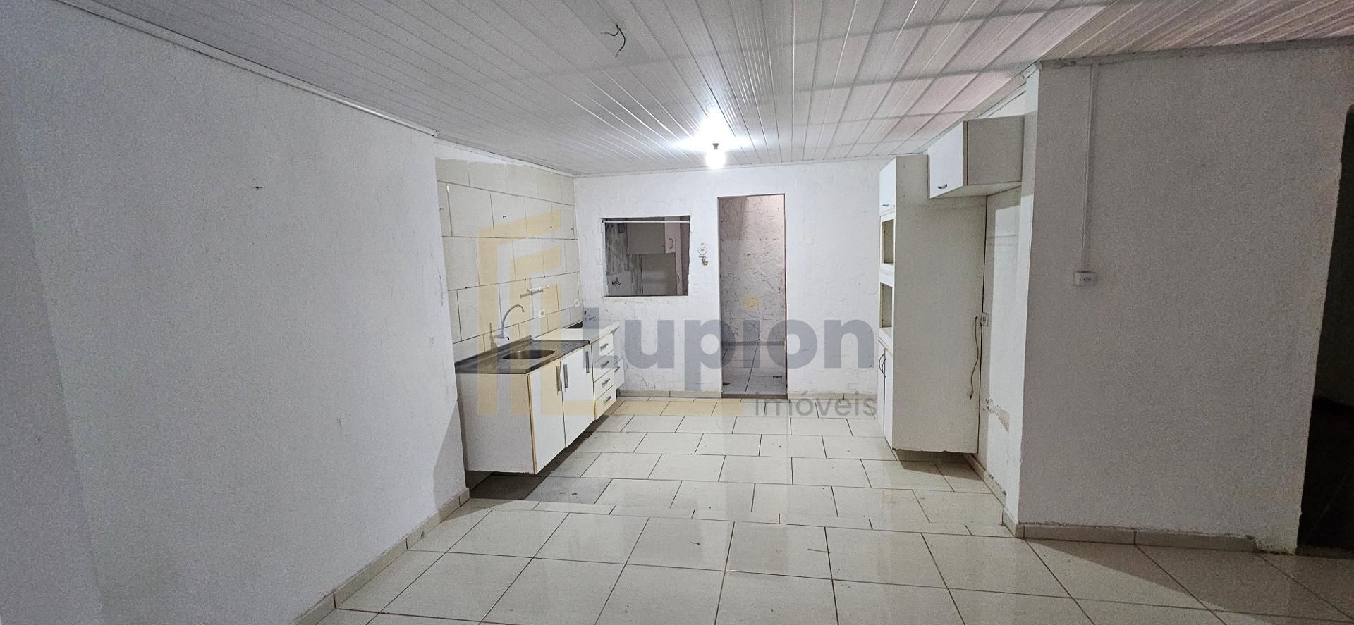 Casa à venda com 90m², Ganchinho, Curitiba - PR