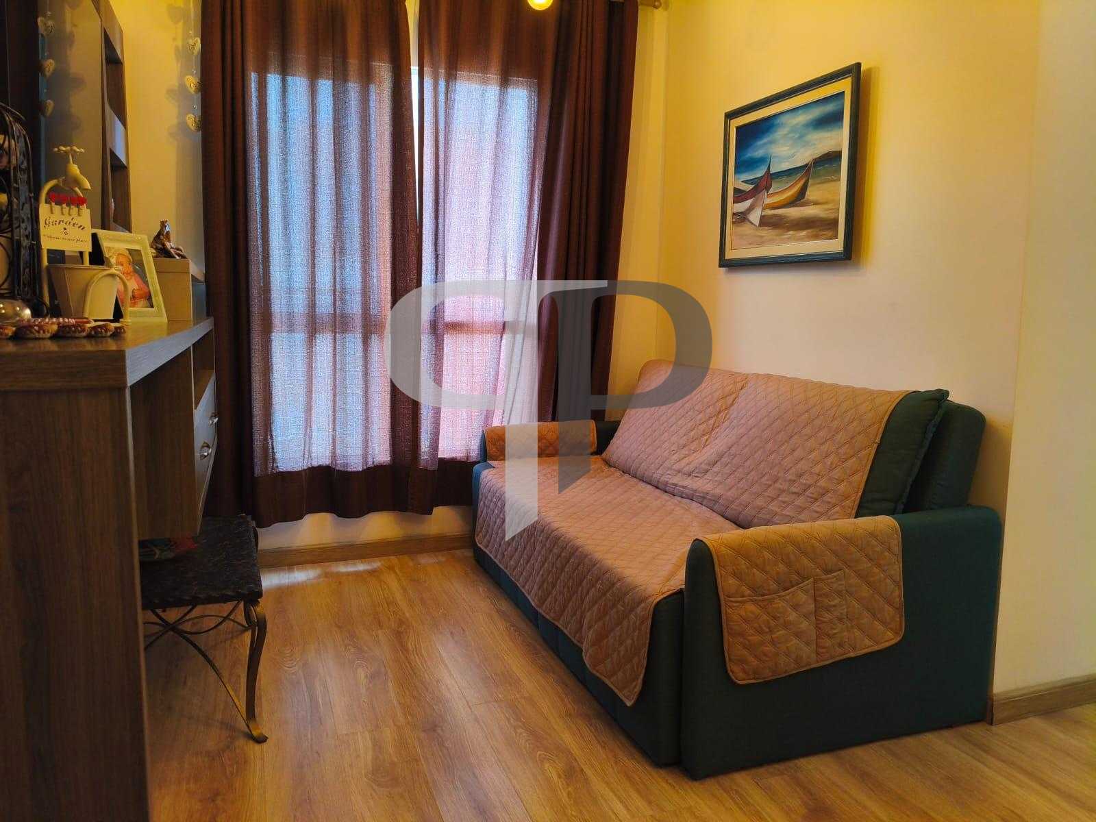 Apartamento Semimobiliado no Capão Raso 55m² , Condomínio Comp...