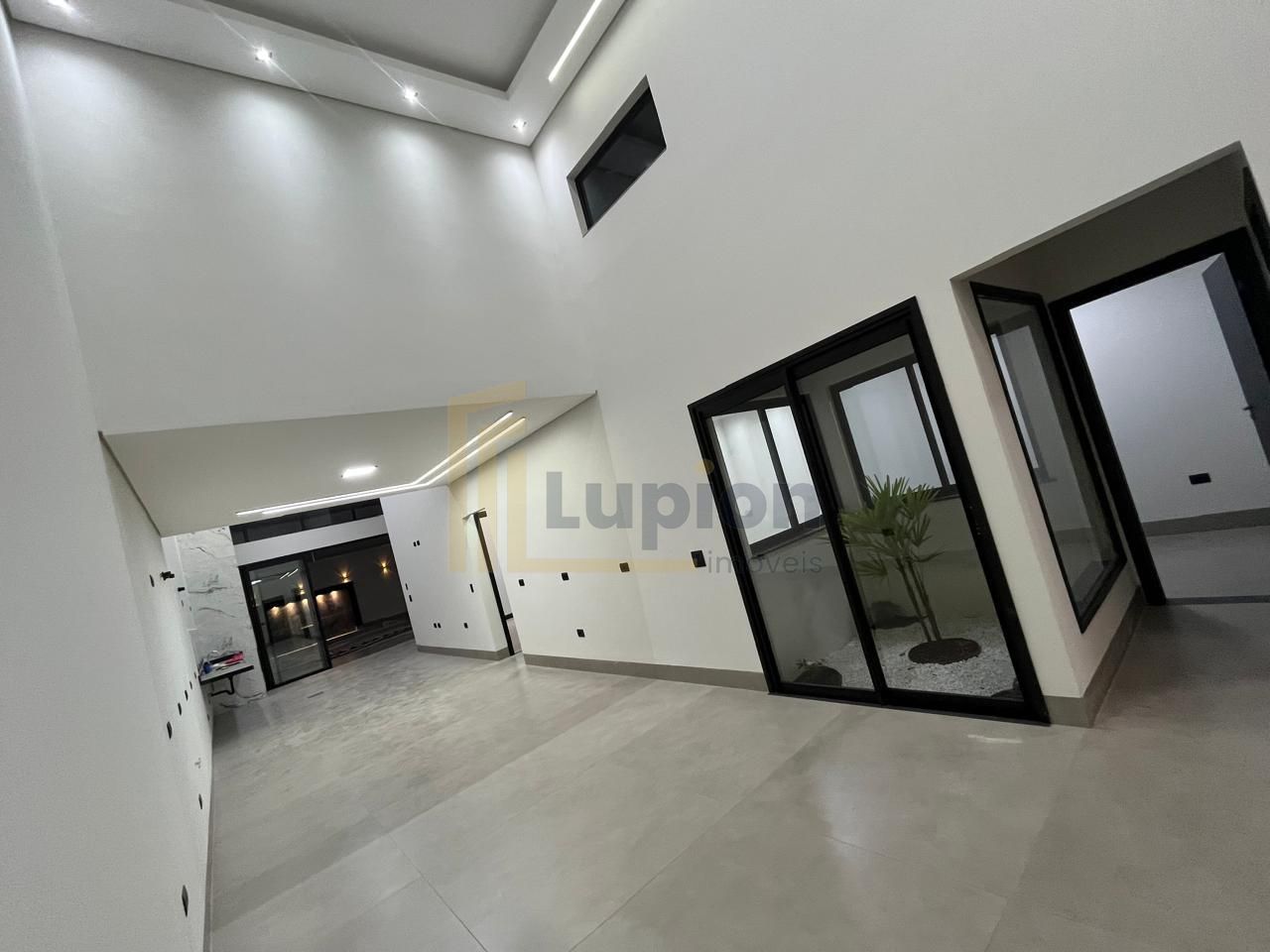 Casa Alto Padrão 3 suítes à venda,268.00 m², jardim veronica, ...