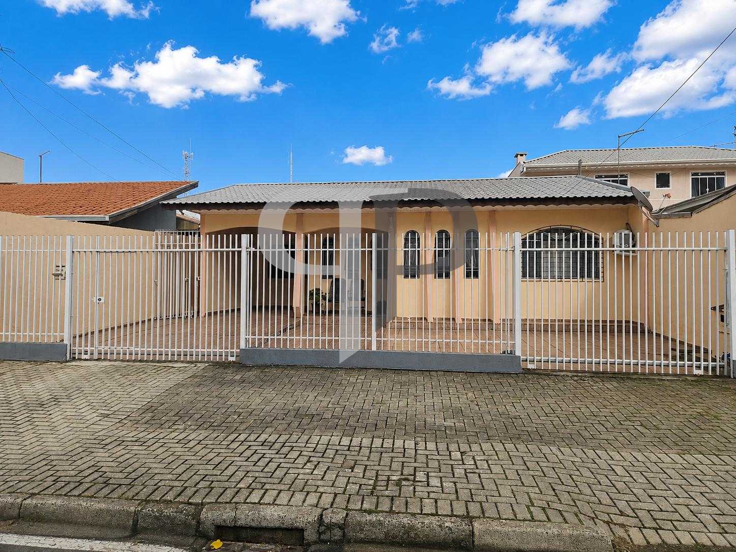 Casa com 115m² em terreno de 360 m², no Fazenda Velha em Arauc...