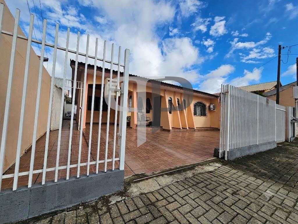 Casa com 115m² em terreno de 360 m², no Fazenda Velha em Arauc...