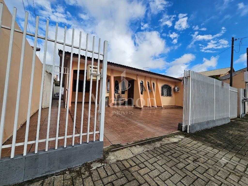 Casa com 115m² em terreno de 360 m², no Fazenda Velha em Arauc...