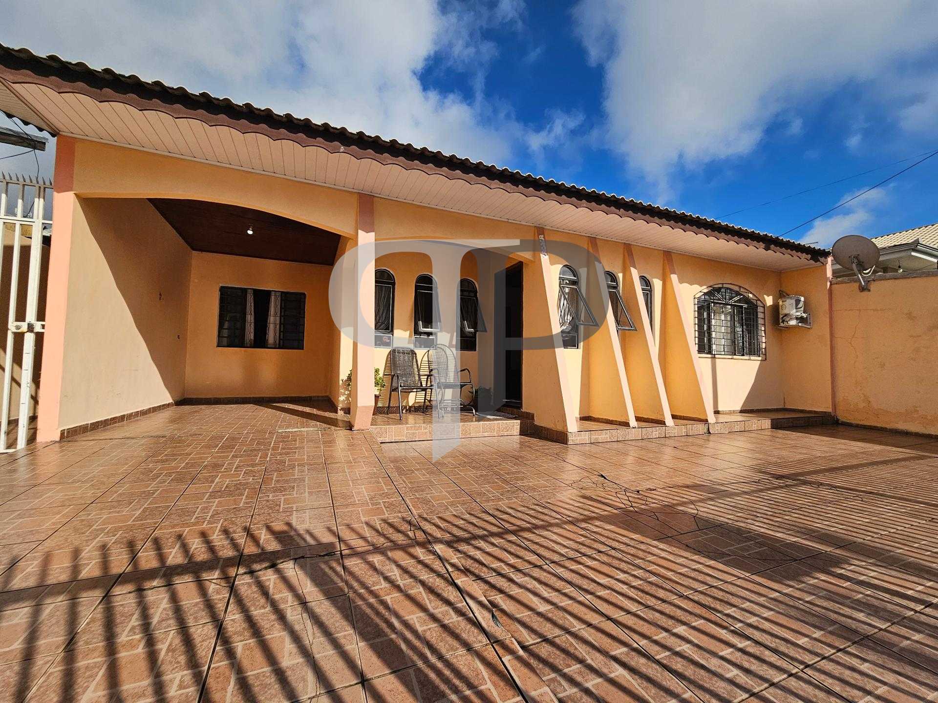Casa com 115m² em terreno de 360 m², no Fazenda Velha em Arauc...