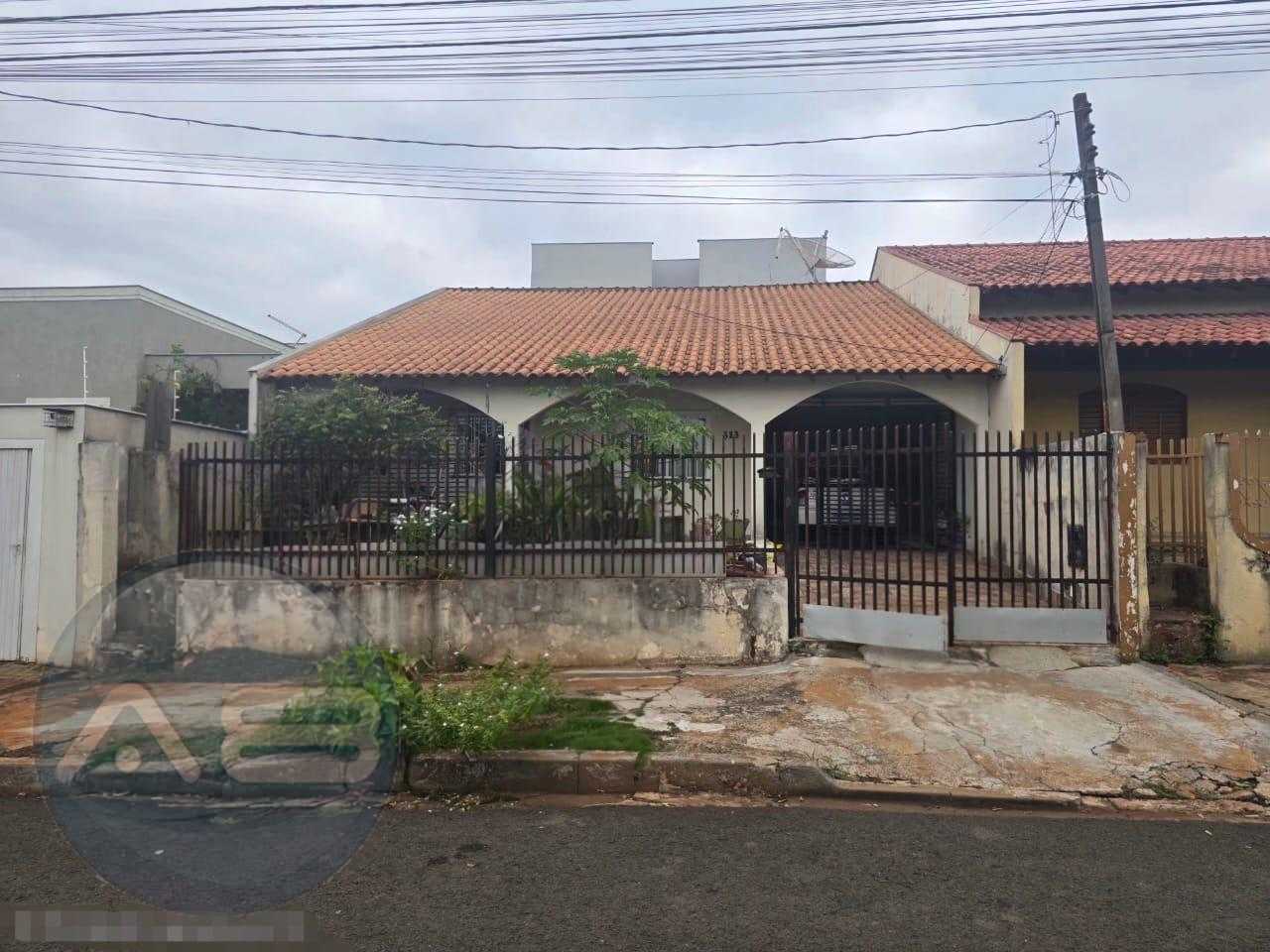 Casa com Edícula no Parigot de Souza | Espaço, Privacidade e Q...