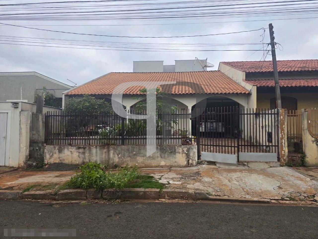 Casa com Edícula no Parigot de Souza | Espaço, Privacidade e Q...