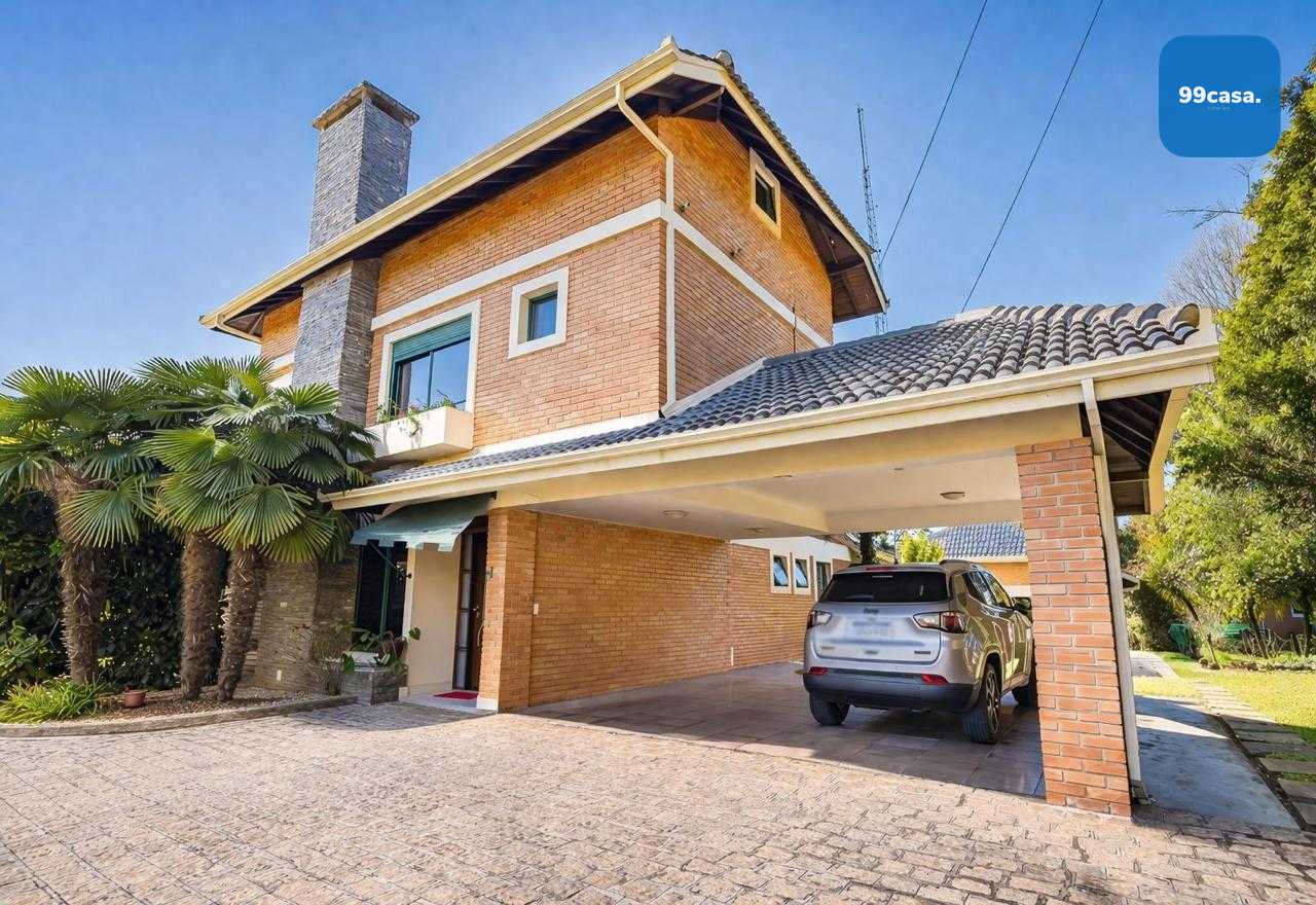 CASA EM CONDÔMINO FECHADO A VENDA . PORTARIA  segurança  24 HORAS