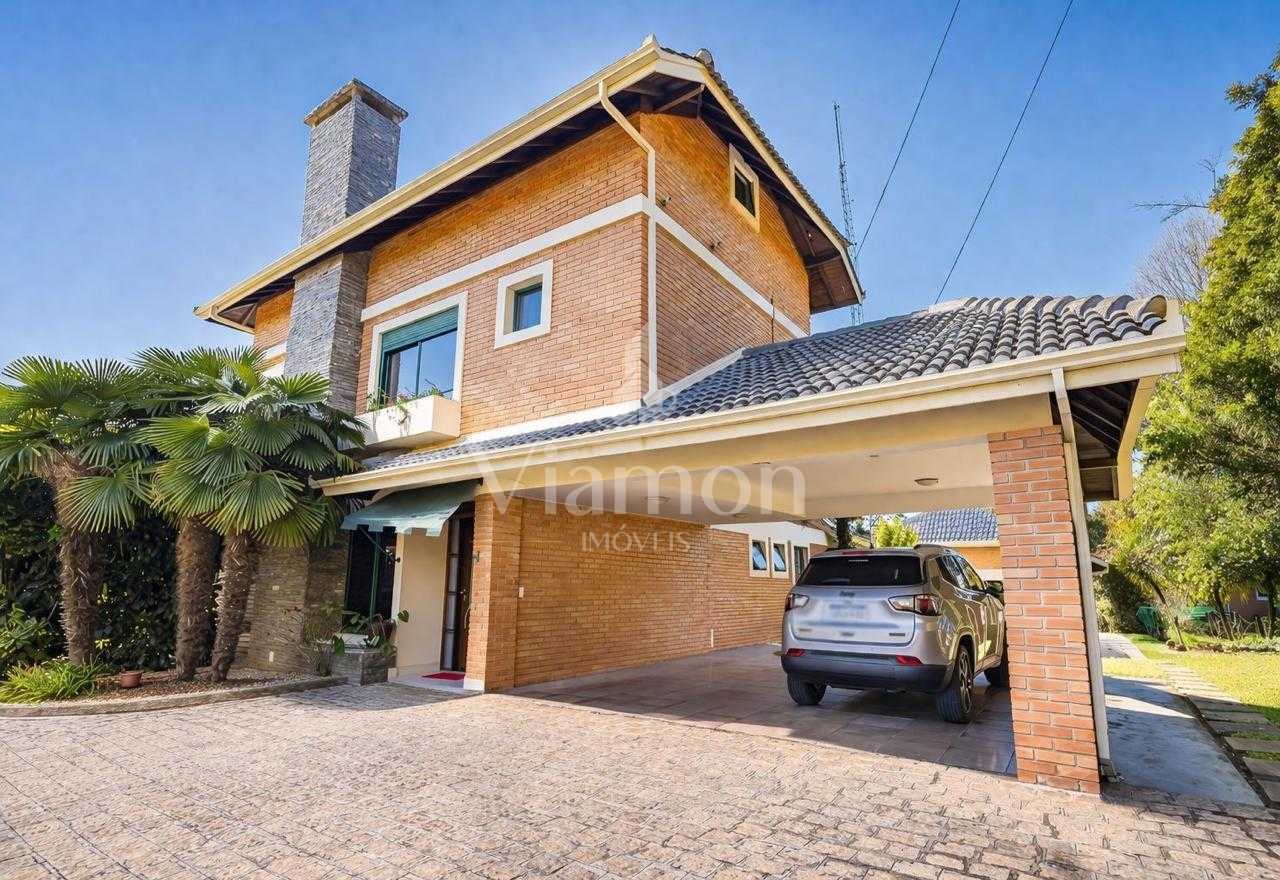 CASA EM CONDÔMINO FECHADO A VENDA . PORTARIA  segurança  24 HORAS