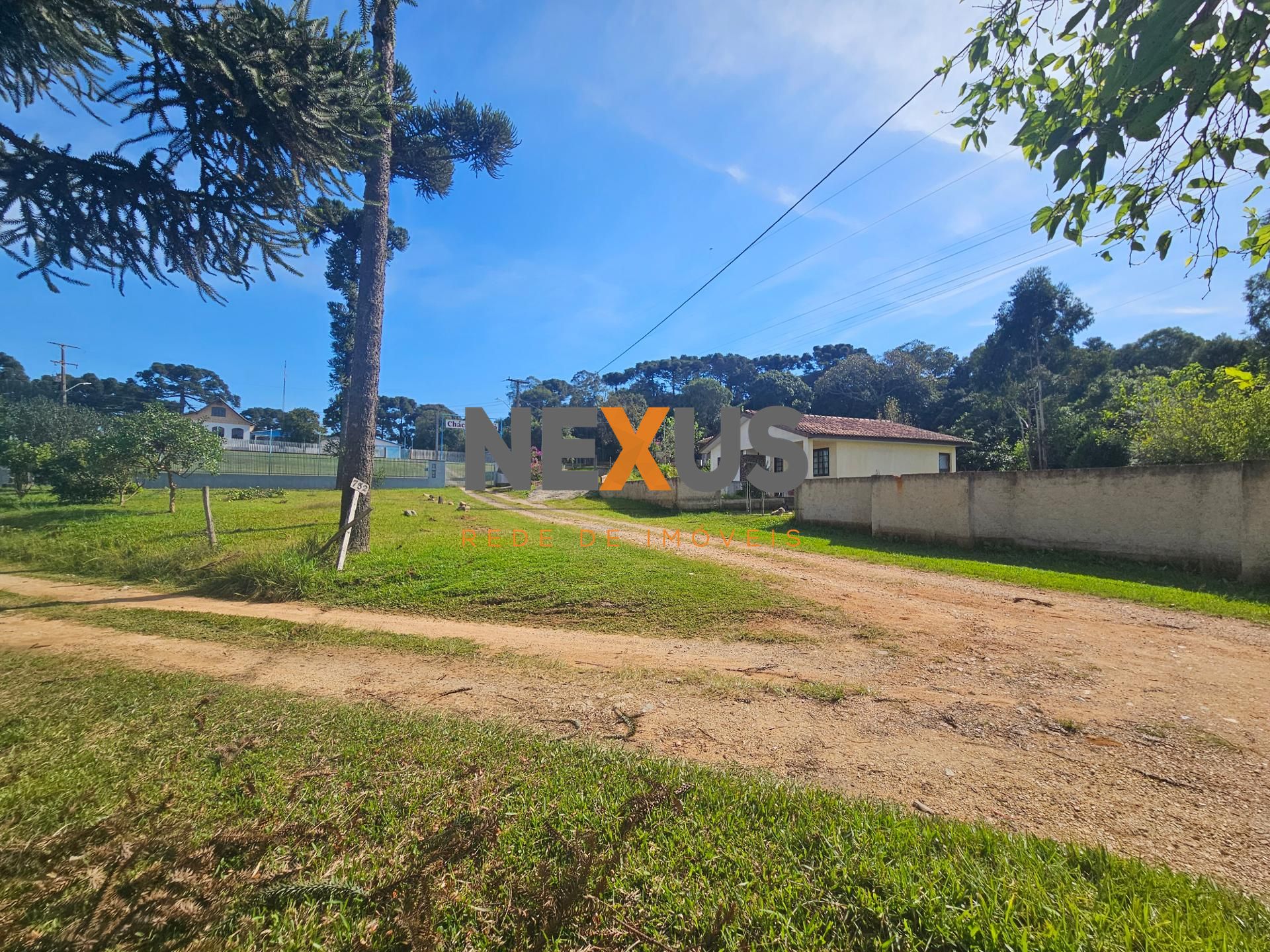 Terreno urbano com 13.461 m² de área total, Fazenda Rio Grande