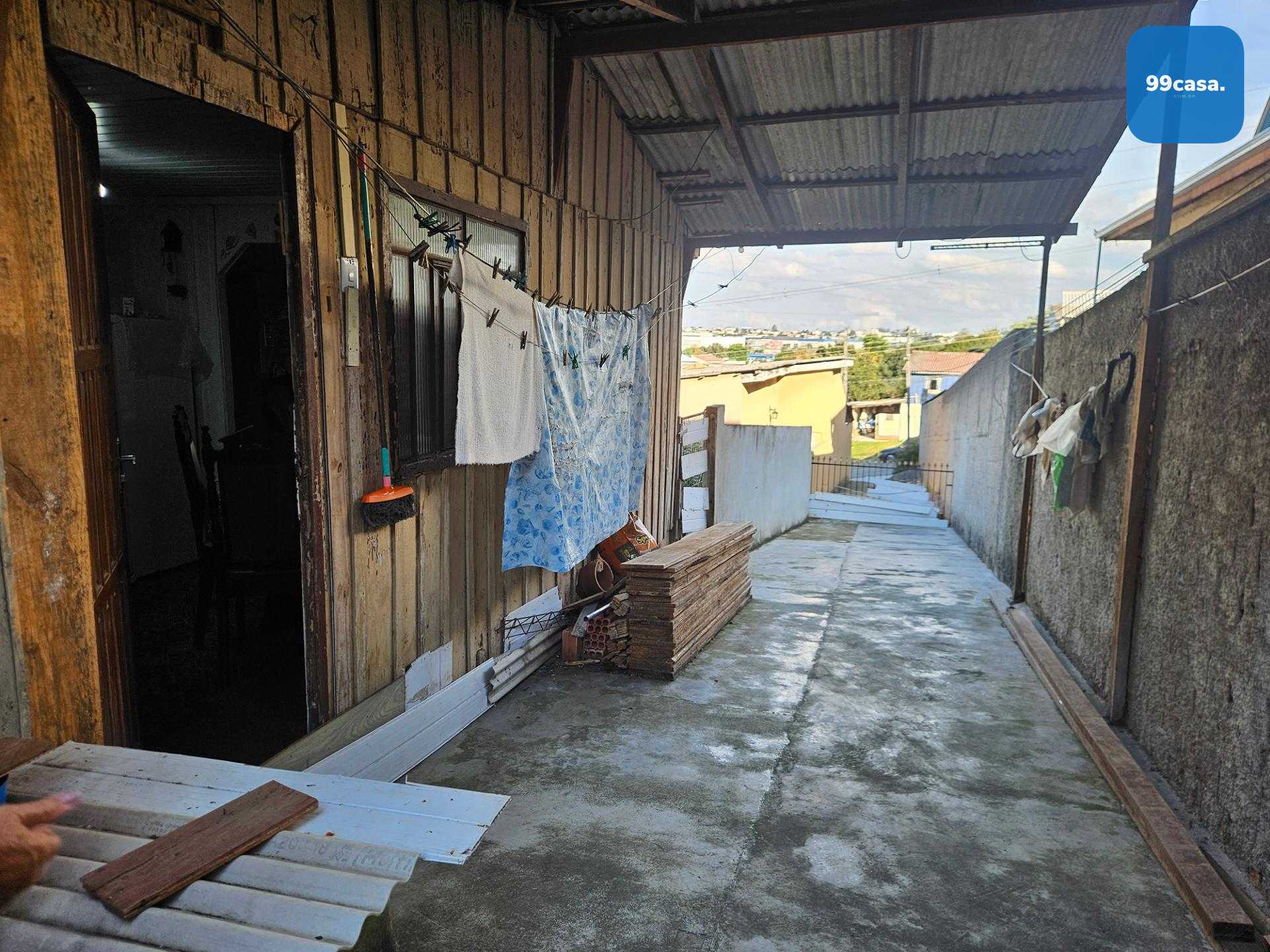 Terreno com 130 metros quadrados no Bairro Alto em Curitiba.