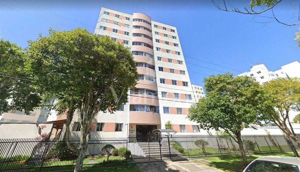 Apartamento de 72m² com 2 Quartos, 3 Vagas de Garagem e Sacada...