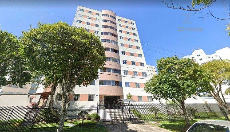 Apartamento de 72m² com 2 Quartos, 3 Vagas de Garagem e Sacada...