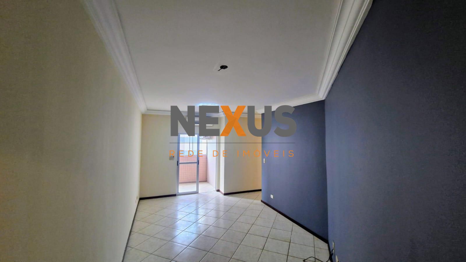 Apartamento de 72m² com 2 Quartos, 3 Vagas de Garagem e Sacada...