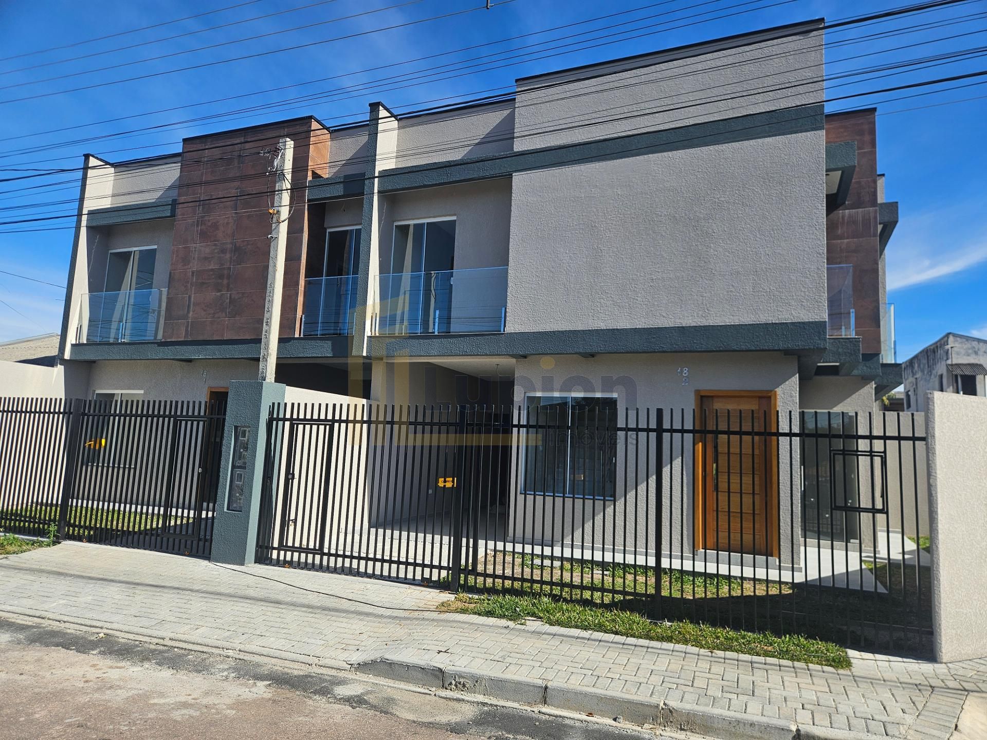 Lindo sobrado com 93,15 m² 03 quartos, próximo ao terminal do ...