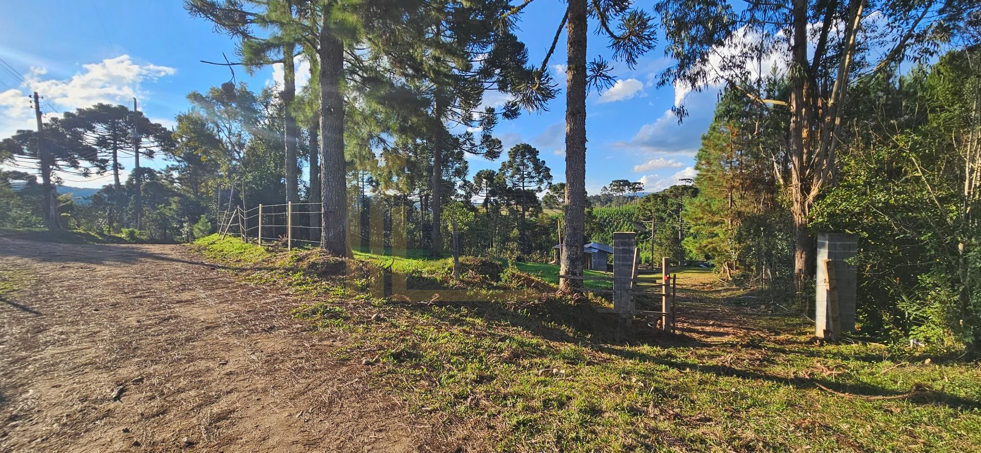 Chácara à venda com 9.200m²,  Postinho, TIJUCAS DO SUL - PR