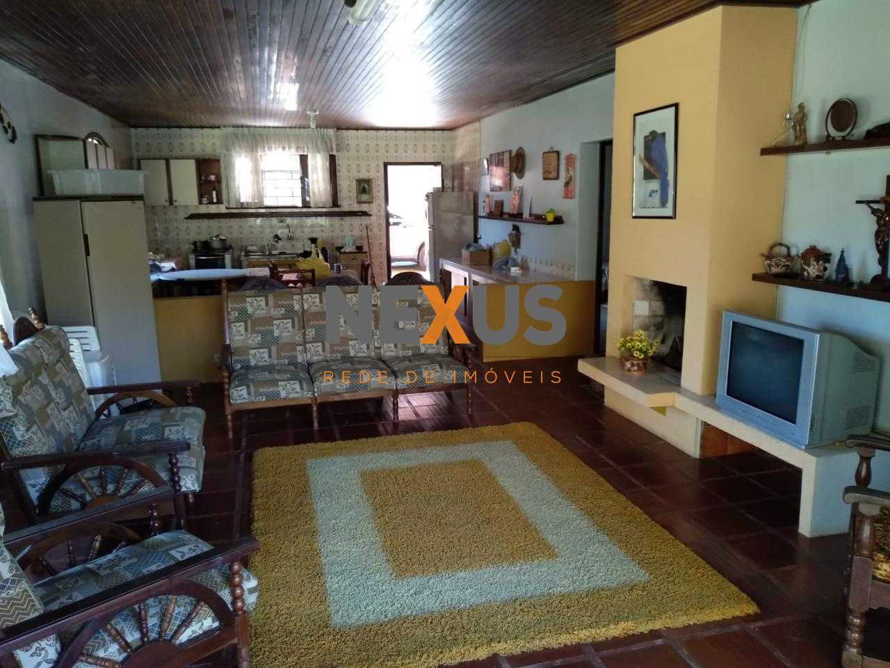 Sítio em Quatro Barras 150.000m com casa ,pomar compo e mata n...