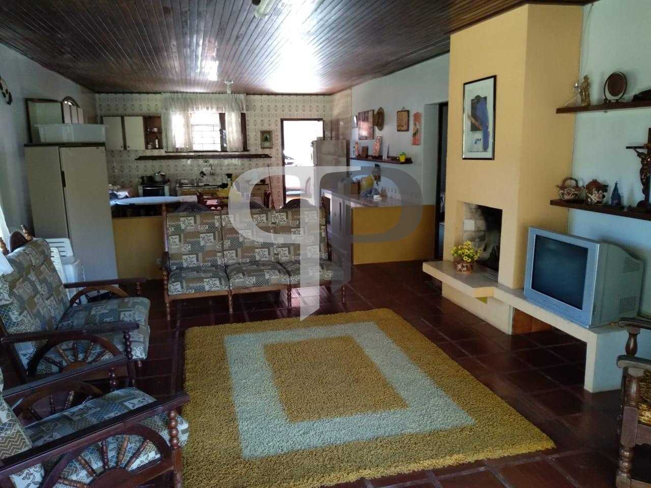 Sítio em Quatro Barras 150.000m com casa ,pomar compo e mata n...
