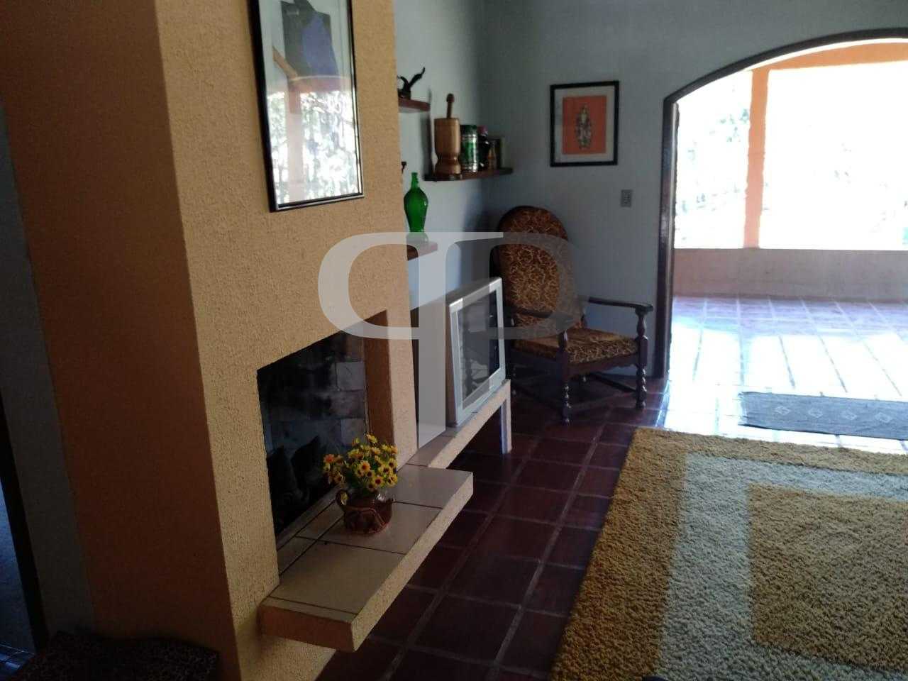 Sítio em Quatro Barras 150.000m com casa ,pomar compo e mata n...