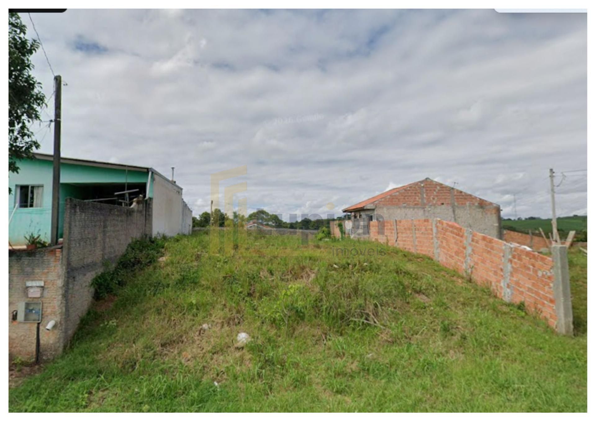 Ótimo terreno a venda  com 200m² medindo 10X20, em Campo Largo!