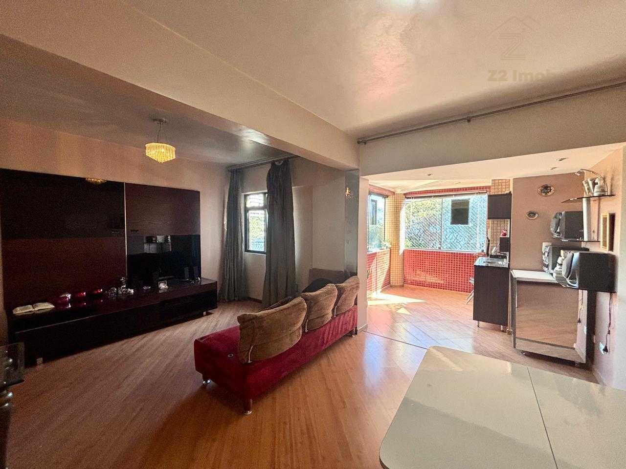 Apartamento ensolarado com 3 quartos, varanda com churrasqueir...
