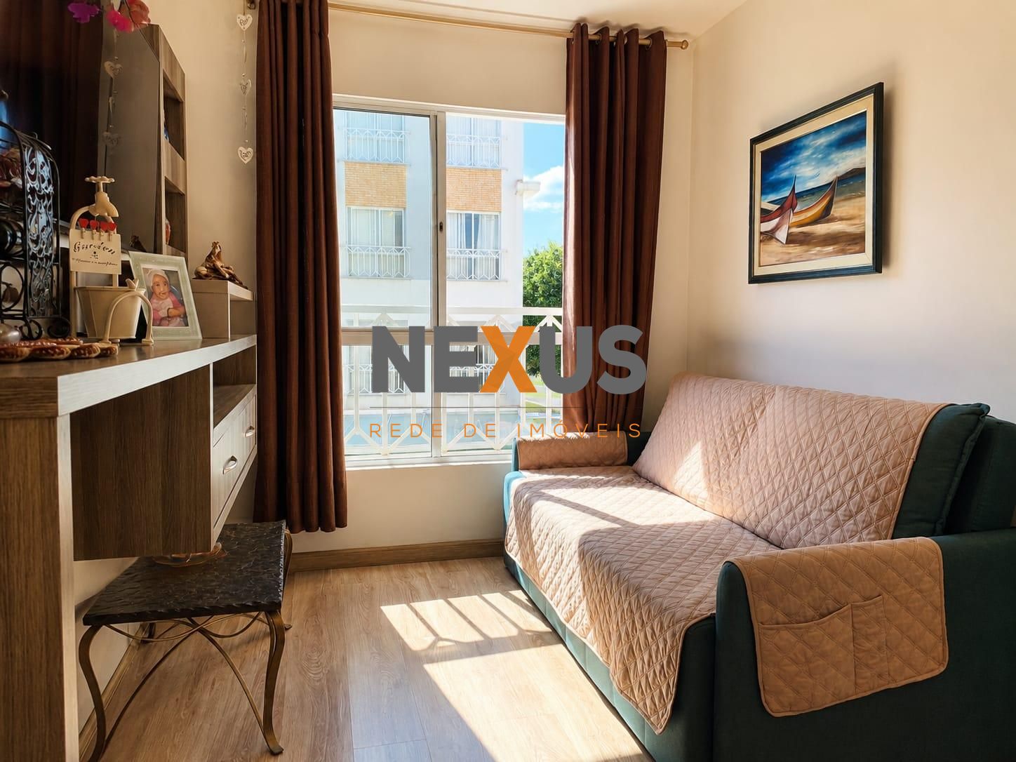 Apartamento Semimobiliado no Capão Raso 55m² , Condomínio Comp...