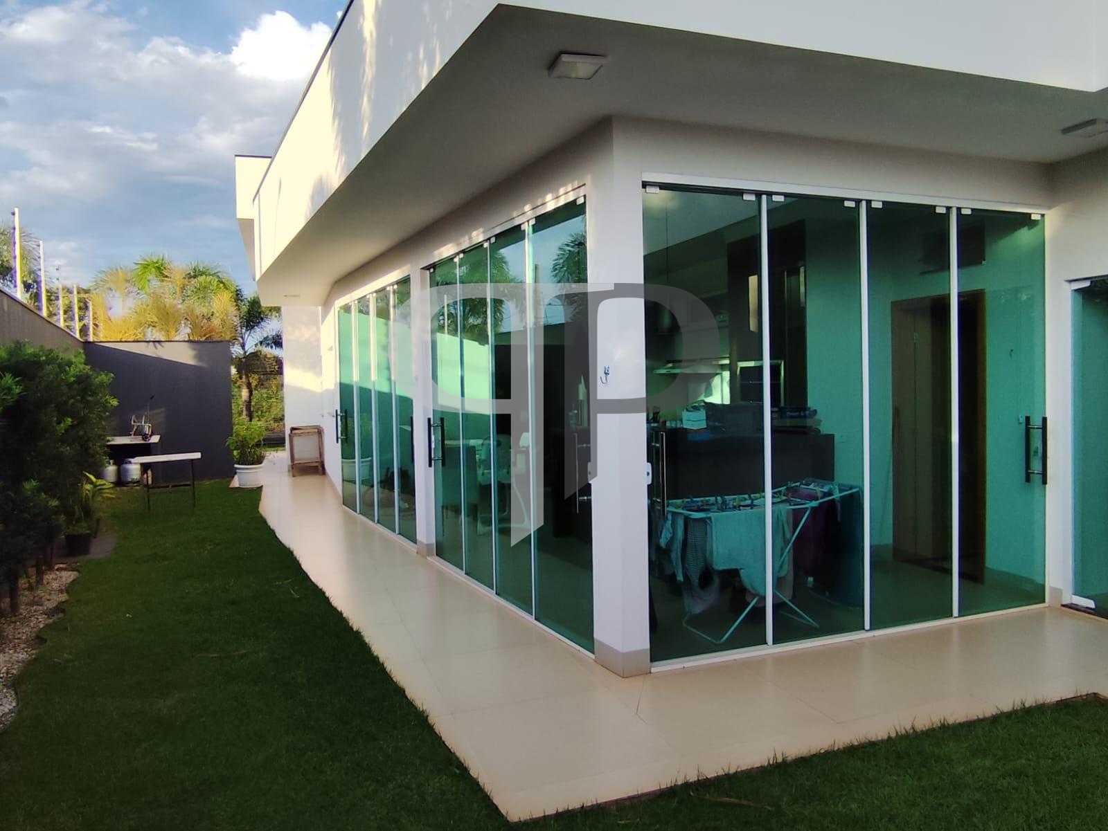 Casa Alto Padrão com 2 Suítes, Espaço Gourmet Climatizado no J...
